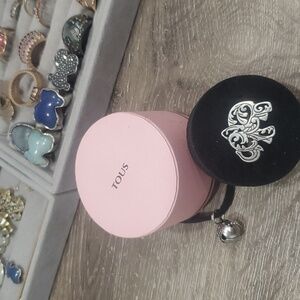 Tous ring